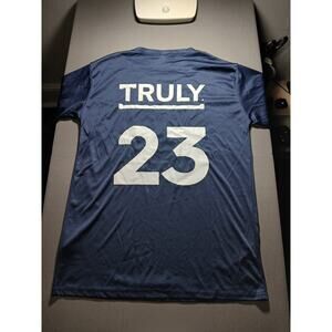USA Truly 23 T Shirt Men's Size Medium